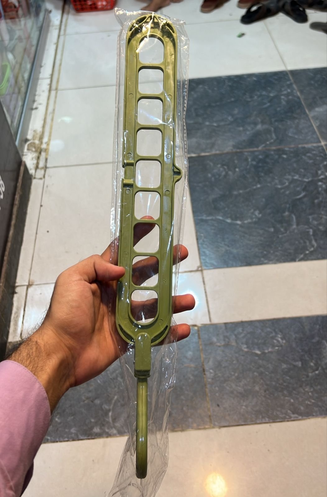 Nine Hole Hanger - Image 2
